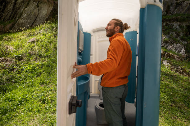 Best Temporary restroom rental  in Dumont, NJ
